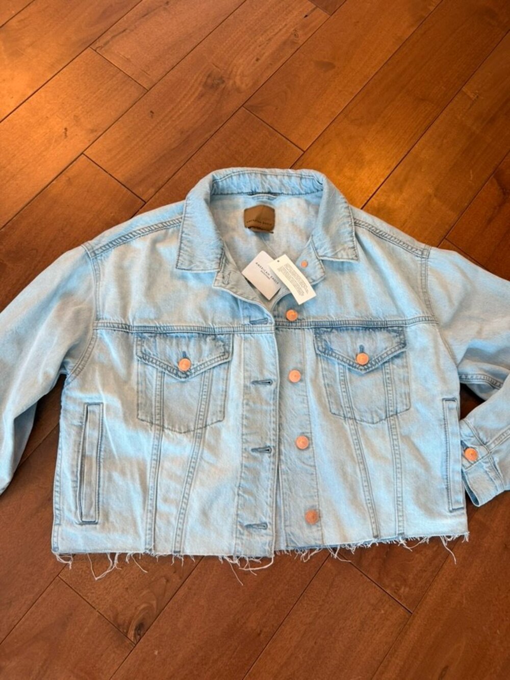 American Eagle Cropped Denim Jacket NWT Size M